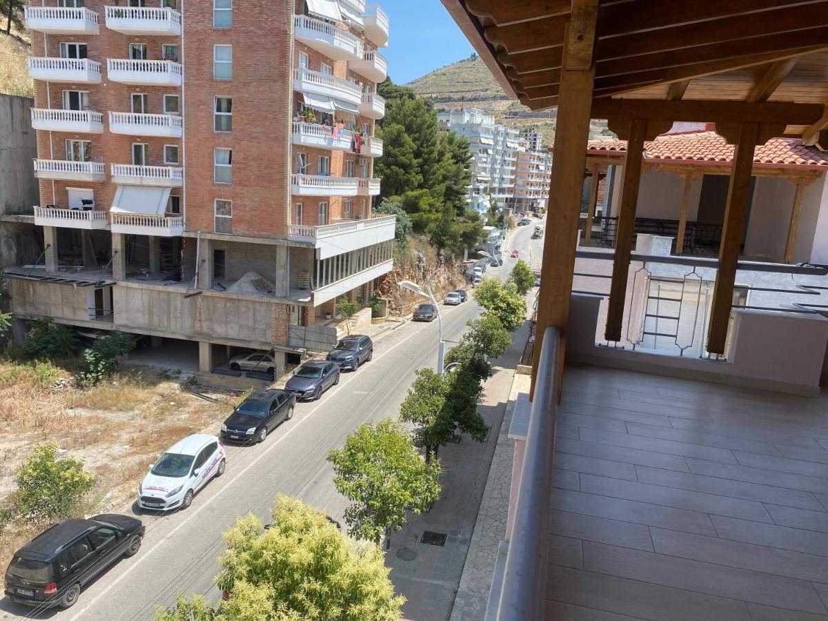 Blue Breeze Attic Apartments Saranda Kültér fotó