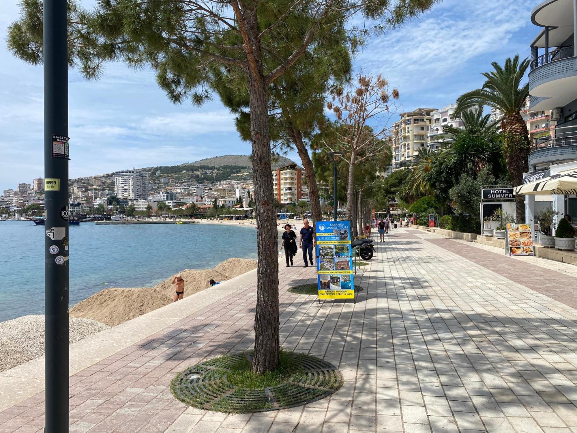 Blue Breeze Attic Apartments Saranda Kültér fotó